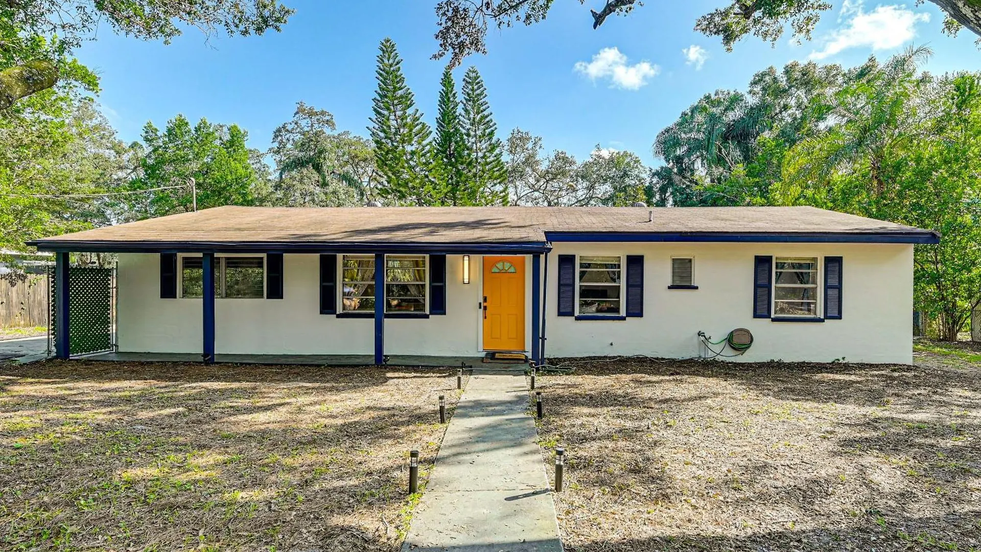 3 Mi To Usf Chic Home With Yard In Tampa! США